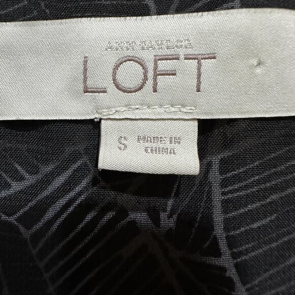 LOFT Tank Top Womens Size S Black White Leaf Print Sleeveless Blouse Layered Hem - Picture 3 of 7